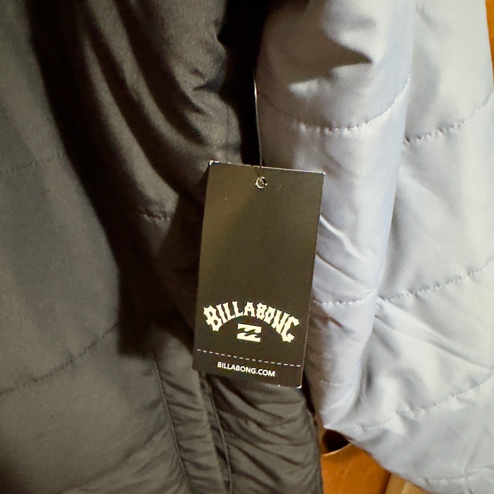Men’s Billabong Max Puffer Jacket - Picture 3 of 14
